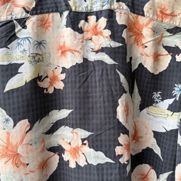 Tommy Bahama Men's Button Up Shirt SZ XXL 100% Silk Aloha Resort Beach Hawaiian - Picture 2 of 5